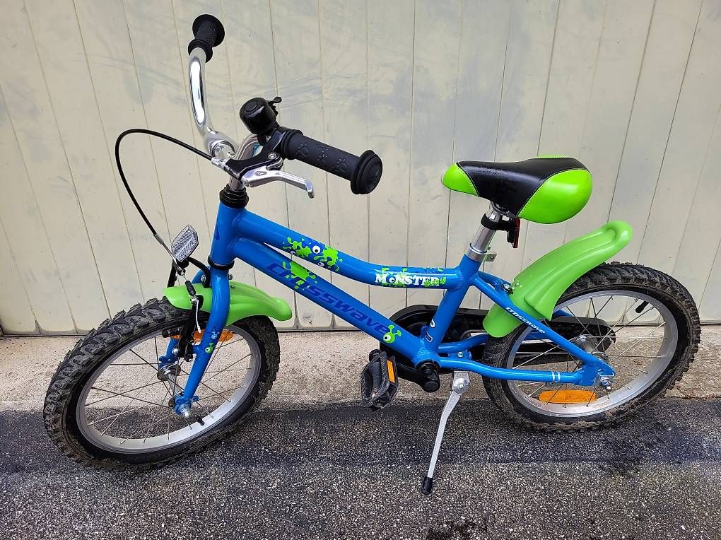 Crosswave Velos: Kinderfahrrad mit Stützrädern, 16" – Gebraucht aus Urdorf von Free-Lancer