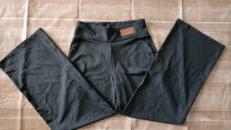 ​😍 Schwarze Strech Hose - L - mit Wide-Leg // Loungewear