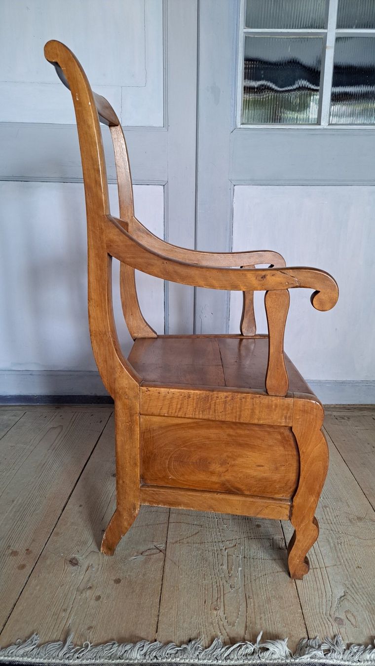 Poltrone: Fauteuil ancien / chaise percée / antiquité – Usato da Neuchâtel venduto da Forestmanz 2