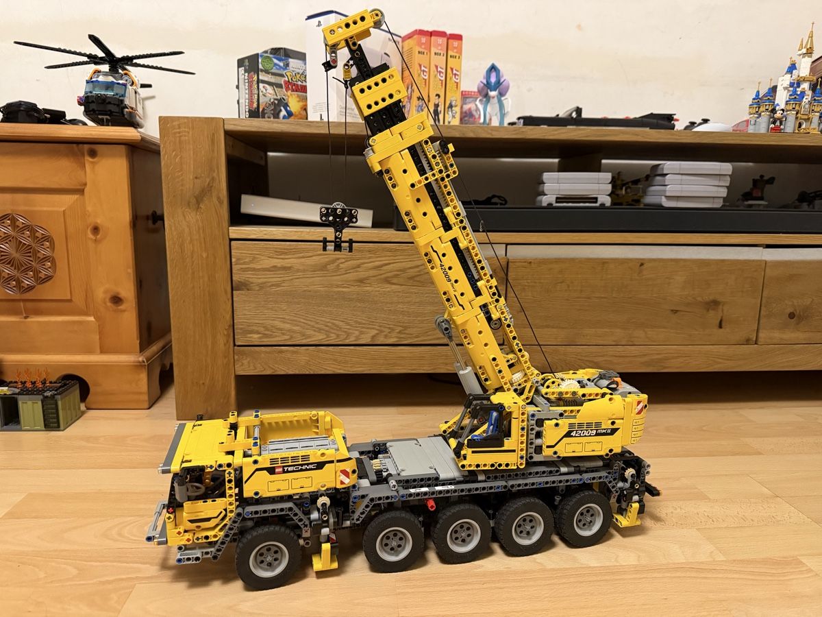 Technics Kit di costruzioni: LEGO Technic Mobiler Schwerlastkran 42009 – Usato da Mirchel venduto da Hilal1994 2