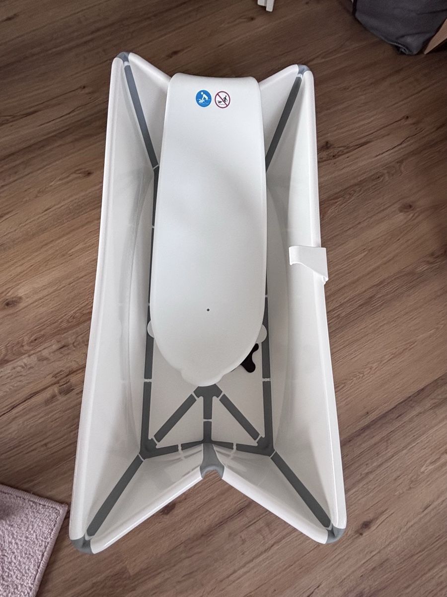 Stokke Badespass: Stokke Badewanne inkl. Sitz – Gebraucht aus Weiach von Larissa130