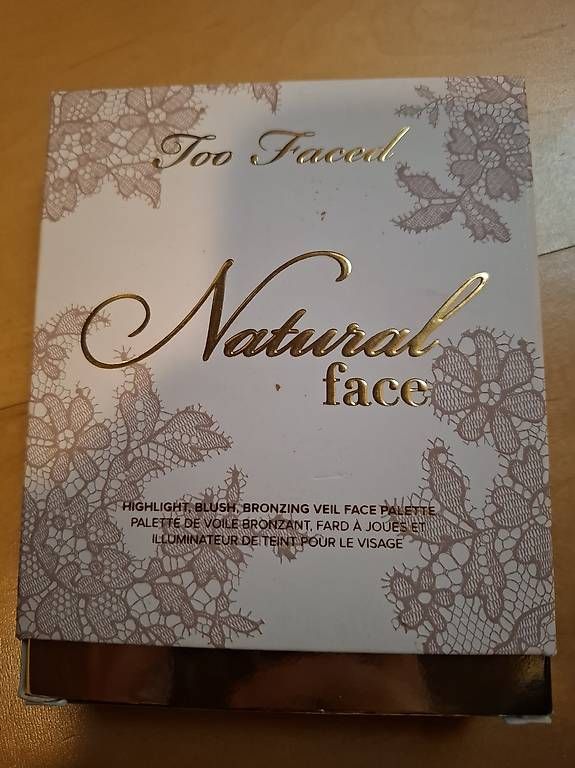 Make-up: Face Palette  – Usato da Hochdorf venduto da gal_w9hk
