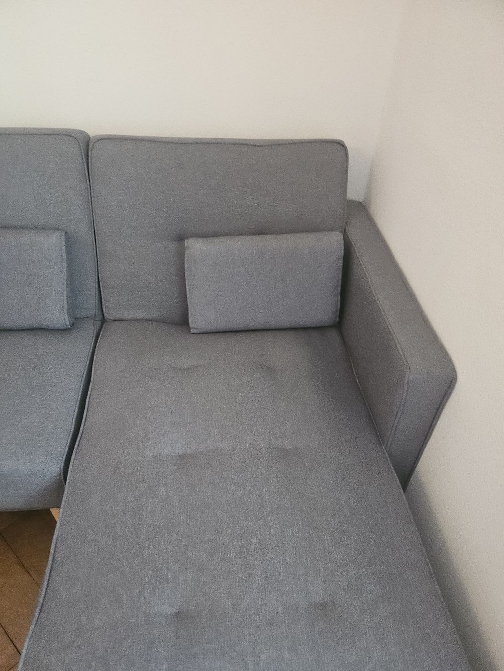 Divani: Stylish Grey Corner Sofa - Comfortable & Modern Design! – Difettoso da Zürich venduto da MarcTwerenbold1988 3