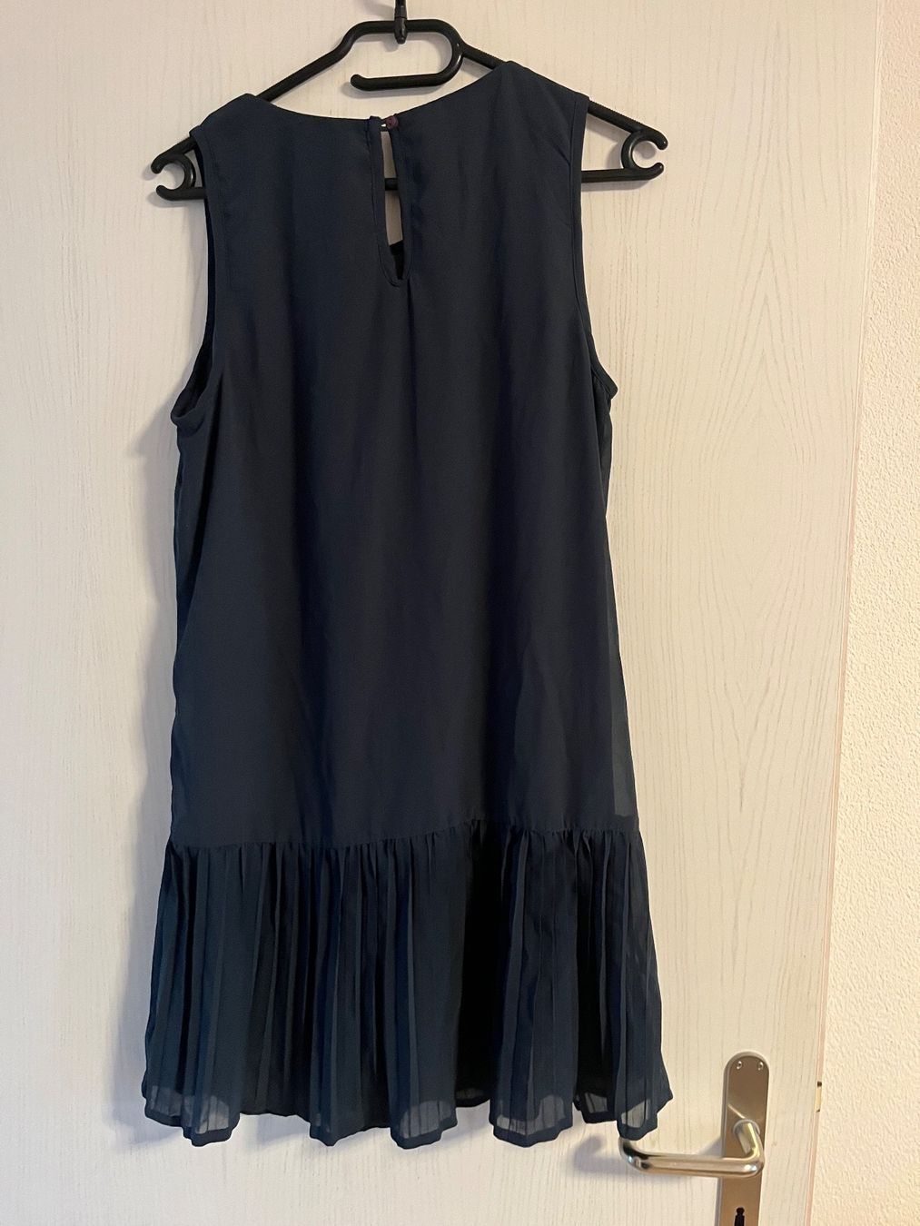 Vero Moda Vestiti: Vero Moda Damen Kleid Gr. M – Usato da Frauenfeld venduto da Repsol_Vani 4
