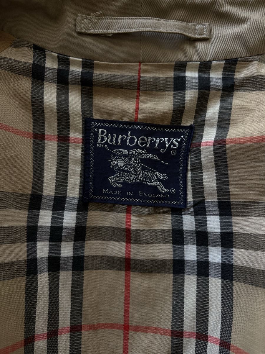 Burberry Cappotti: Burberry Trenchcoat – Usato da Bern venduto da Ivvy 5