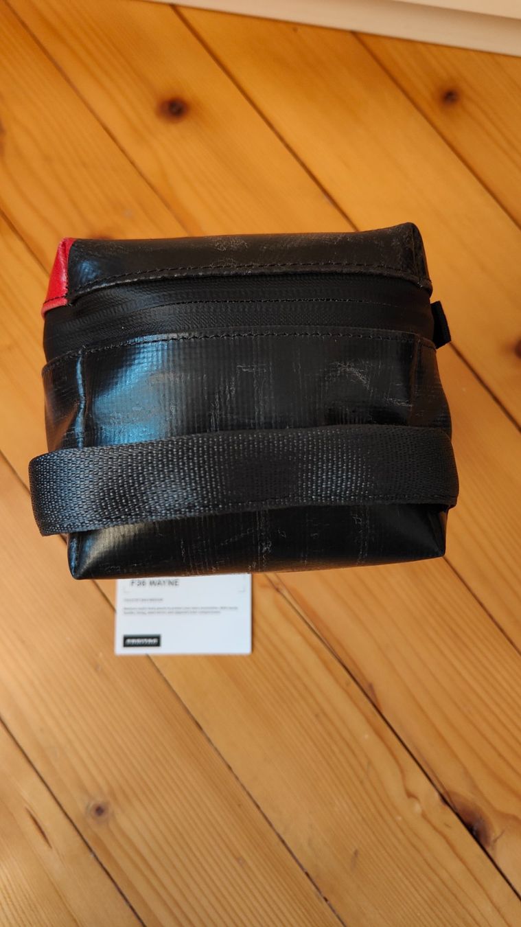 Freitag Custodie per cosmetici: Freitag-Necessaire Wayne F36 – Nuovo (secondo la descrizione) da Winterthur venduto da 1rainbow54 5