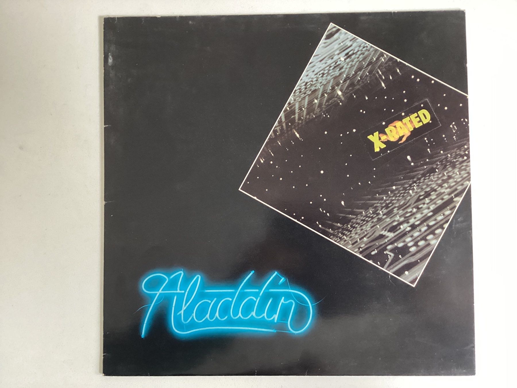 Dischi in vinile: Aladdin LP (mit Autogramm) – Usato da Gutenswil venduto da Hamzian