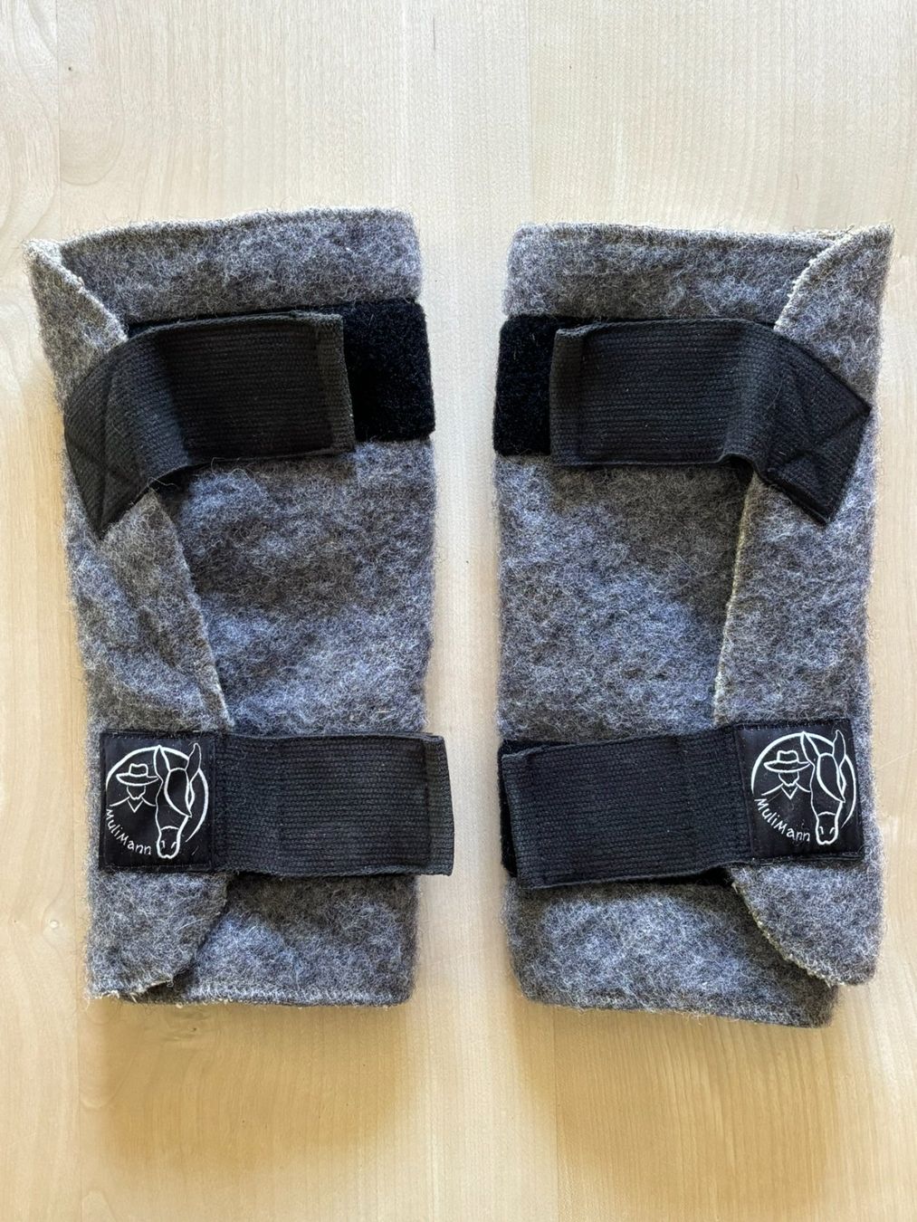 Gamaschen & Bandagen: Mauke-Gamaschen Mullimann – Gebraucht aus Zürich von BernhardL01