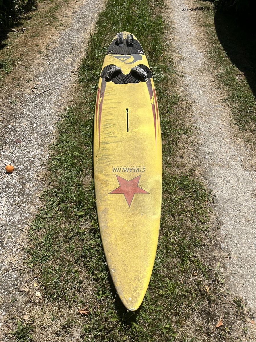 Planches de surf: Windsurf Brett ab 1CHF – D'occasion à lüscherz par simple_nic