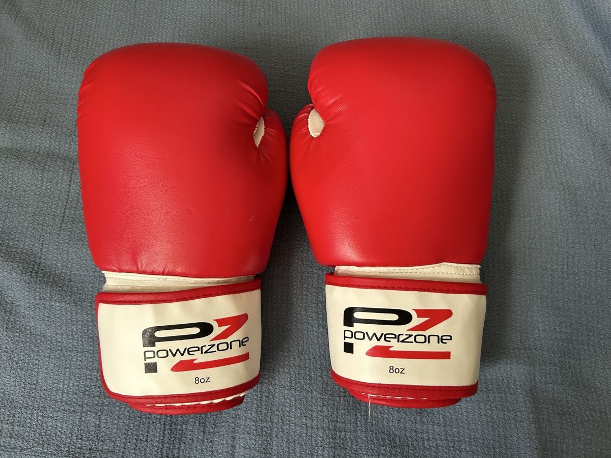 Kinderhandschuhe: Powerzone 8oz Boxing Gloves - Red/White Sparring Set – Neu (gemäss Beschreibung) aus Genève von NipponiaNippon 1