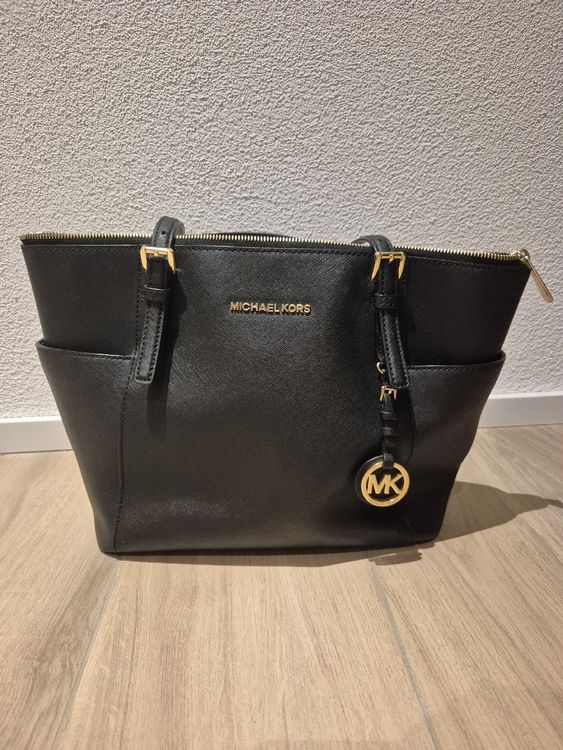 elegante-michael-kors-tasche-schwarz-gebraucht-in-root-f-r-chf-50