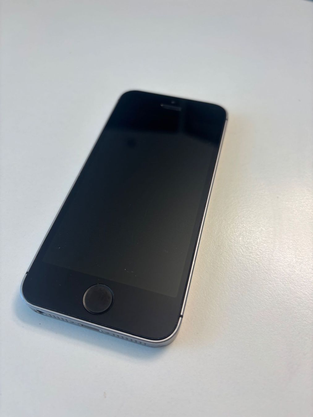 Apple Telefoni cellulari / Smartphones: iPhone SE 16GB – Usato da Villars-sur-Glâne venduto da Swim_bike_run 6