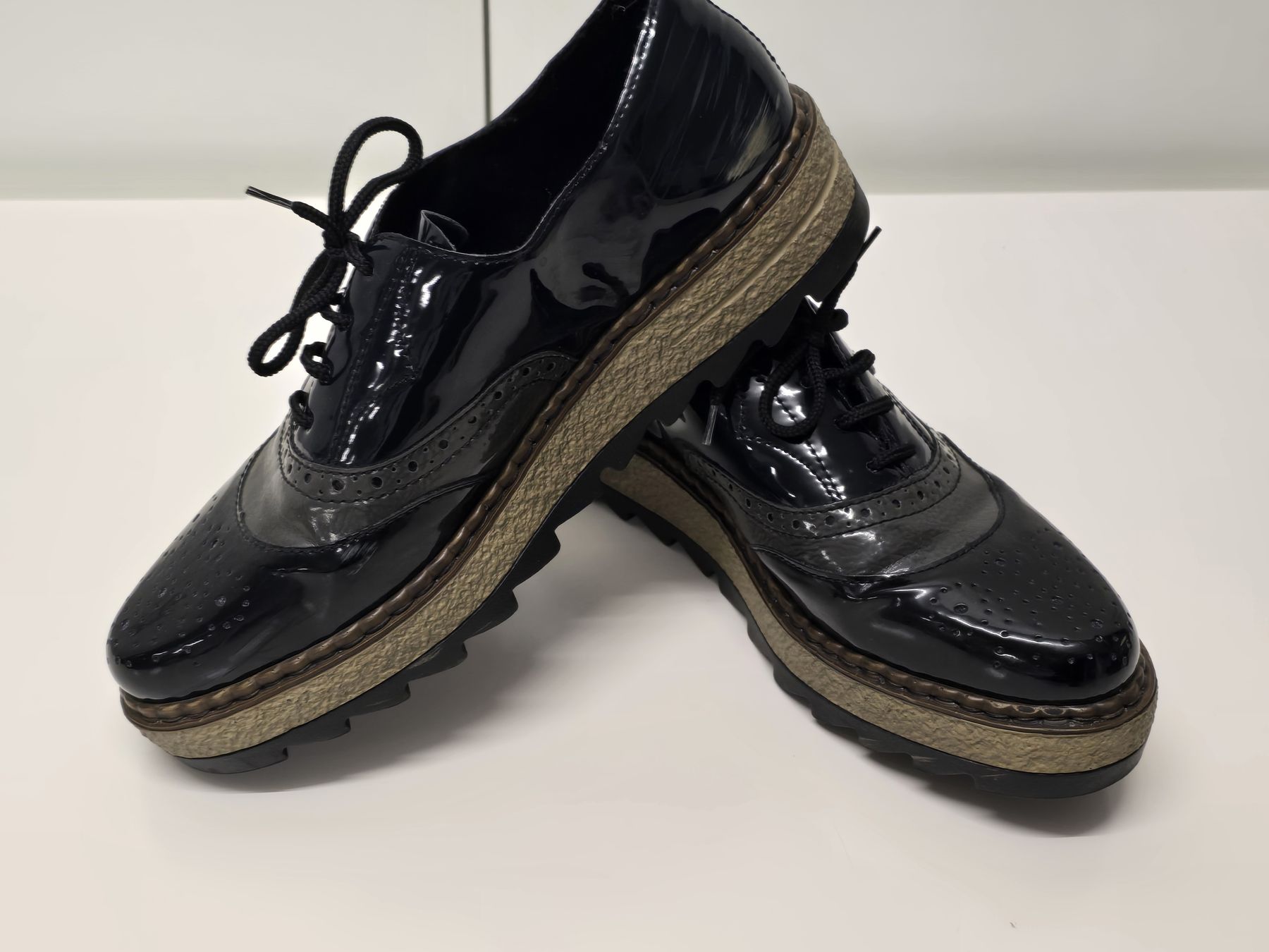 Rieker Scarpe da donna: Rieker Antistress Schuhe Gr.40 – Usato da St. Gallen venduto da CAPYCORP 1