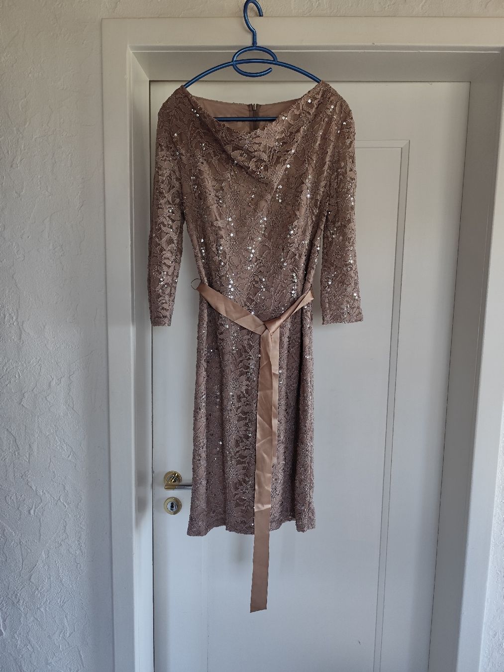 Kleider: Kleid Young Couture Grösse 38 – Neu (gemäss Beschreibung) aus Zürich von Claudia_Zueri