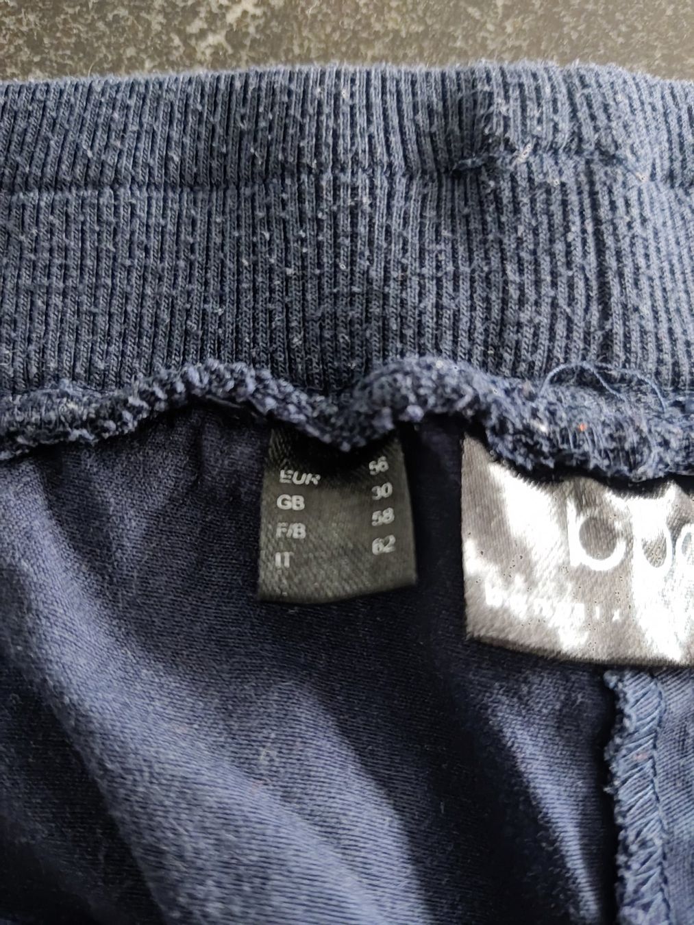 Hosen: 🤩 Freizeithose, blau, bpc selection, Grösse 56 – Gebraucht aus Felben-Wellhausen von Awallner 1