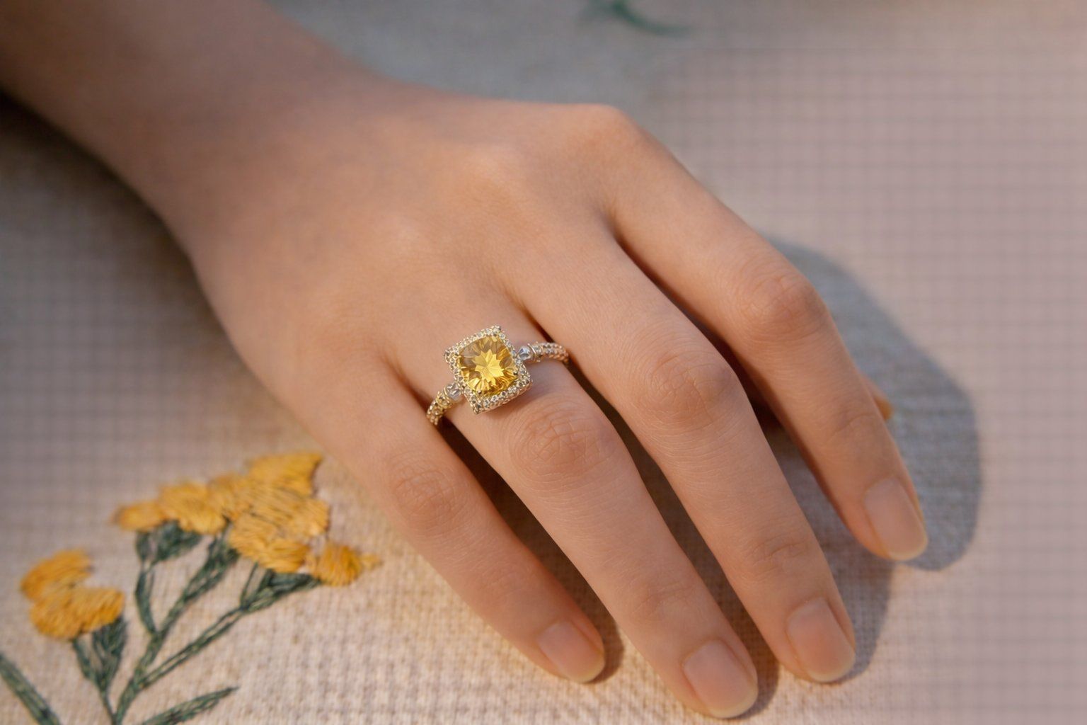 Anelli: NEW - S925 Citrine Ring (Adjustable) – Nuovo (secondo la descrizione) da Zürich venduto da cin_wcf6 6