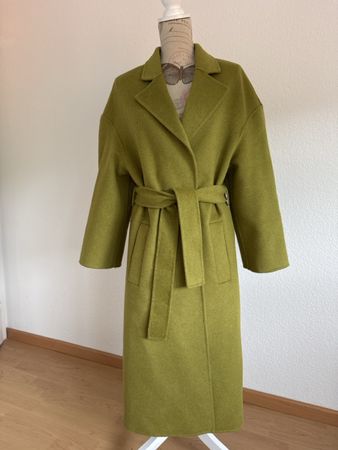 Stradivarius Mantel mit Bindegurt 
