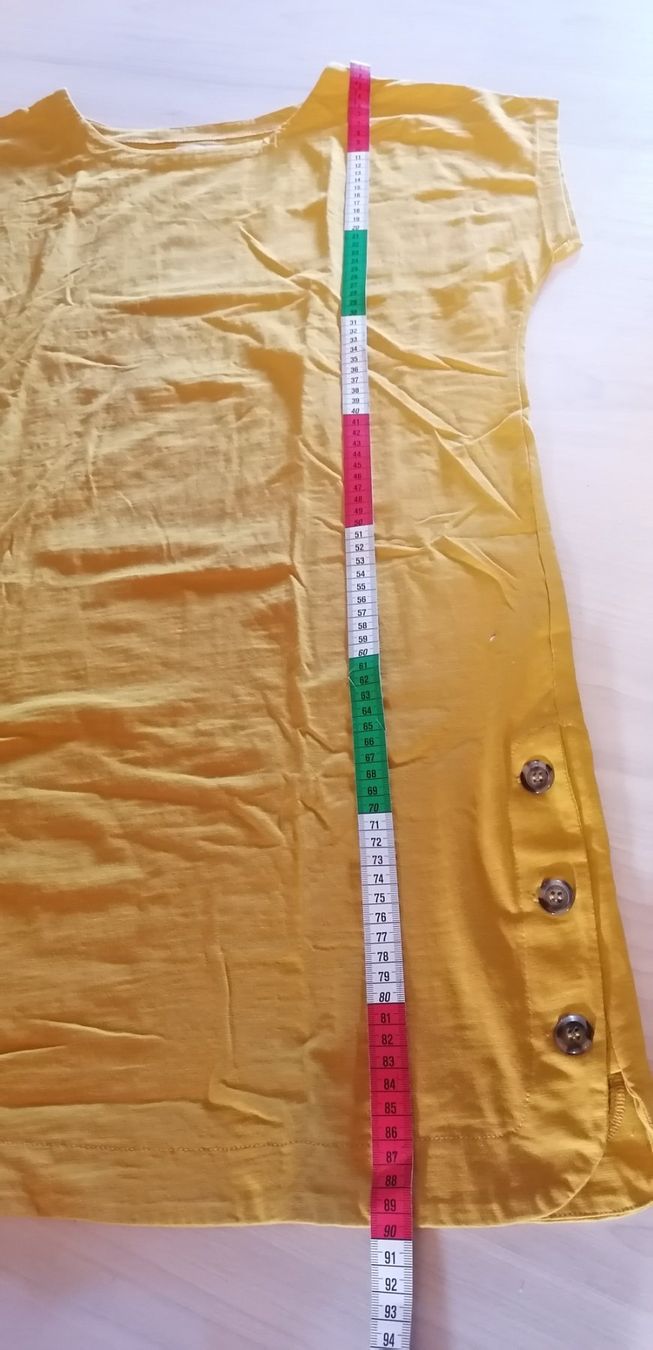 Vestiti: Robe, robe t-shirt, haut, bas, tunique – Usato da Montcherand venduto da petiteoune75 7