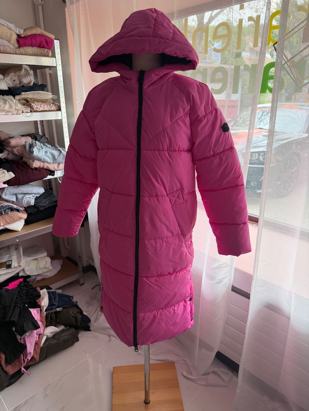 Only Cappotti: PINKER WINTERMANTEL MIT KAPUZE VON ONLY GR S – Usato da Arch venduto da ellaisa84 2