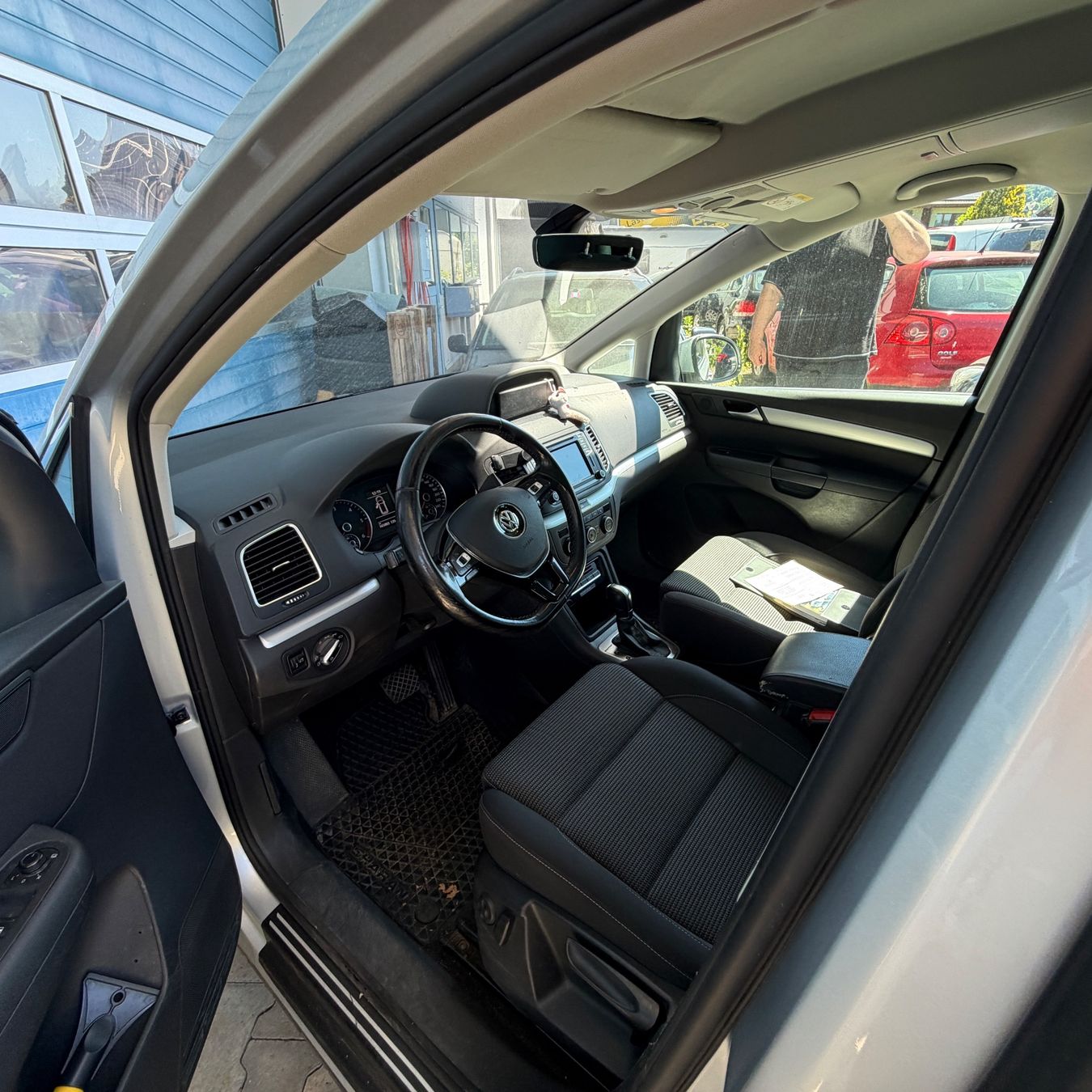 VW Automobili: VW SHARAN 2.0 TDI DSG BMT 4X4 184PS – Usato da Muhen venduto da Vito-Automobile 4