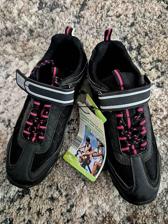 Damenschuhe: Scarpe da bicicletta per donna  – Gebraucht aus Giubiasco von vdv_9z9n