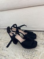 Zara Platform Sandals NP: 50.-
