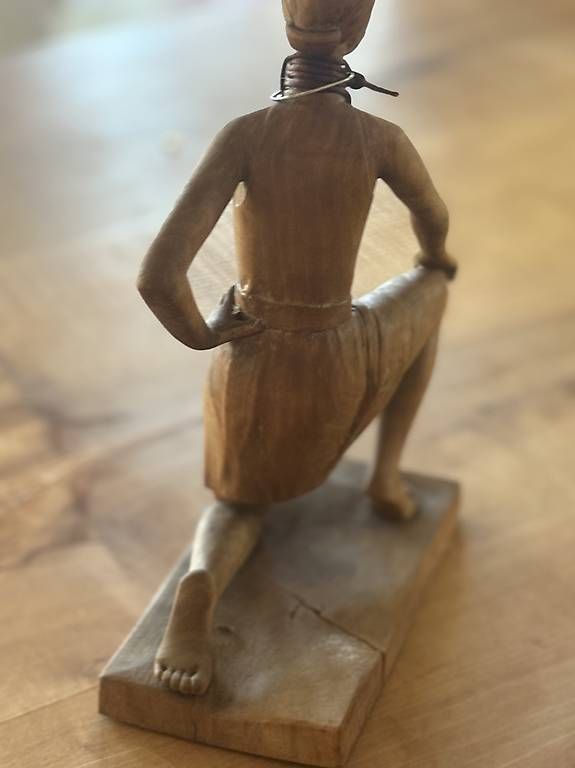 Skulpturen & Statuen: Holzstatue  – Gebraucht aus Chur von Weltanschau 1