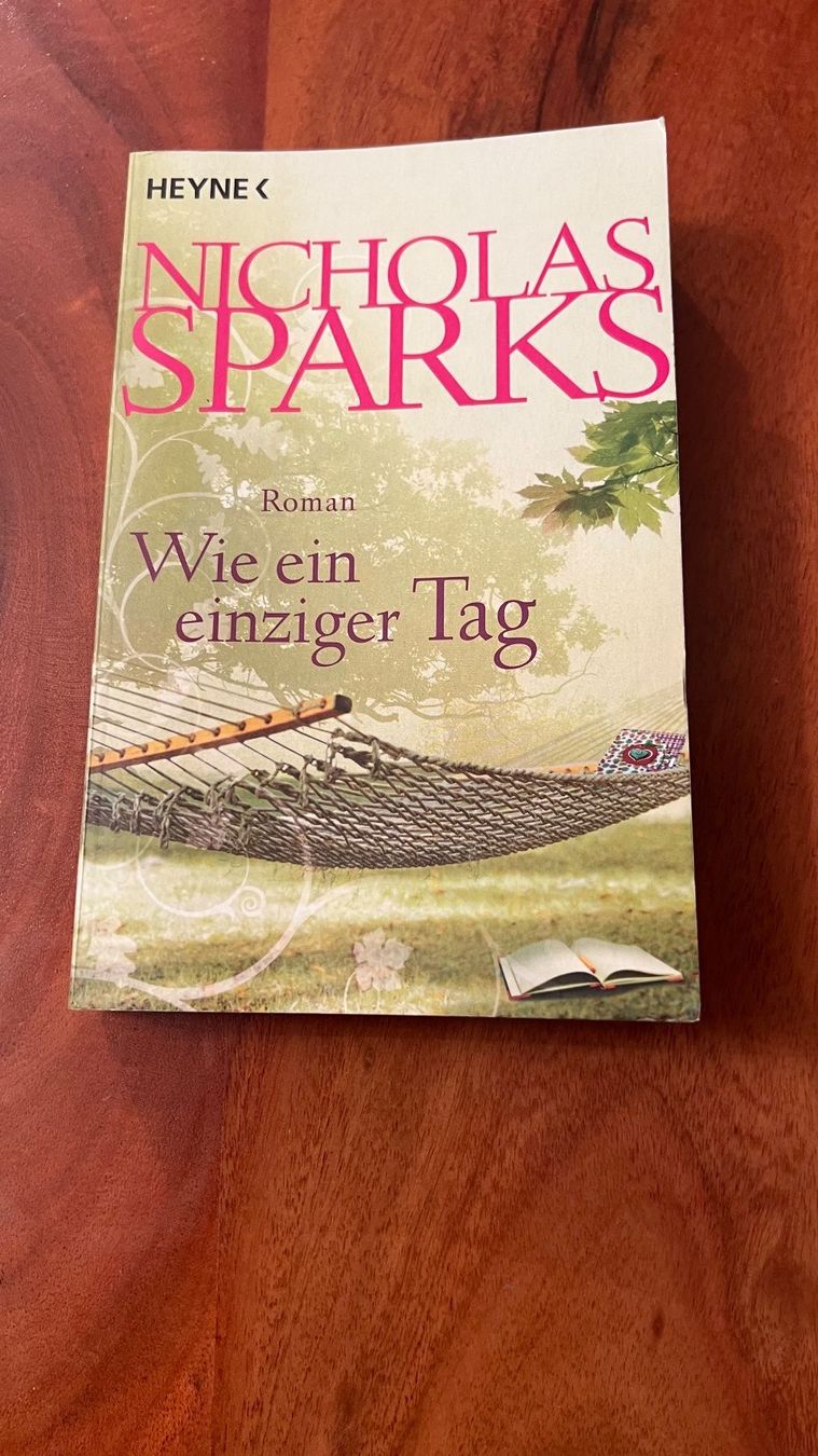 Libri: Nicholas Sparks - Wie ein einziger Tag, Roman – Usato da Schübelbach venduto da Dolly990_2