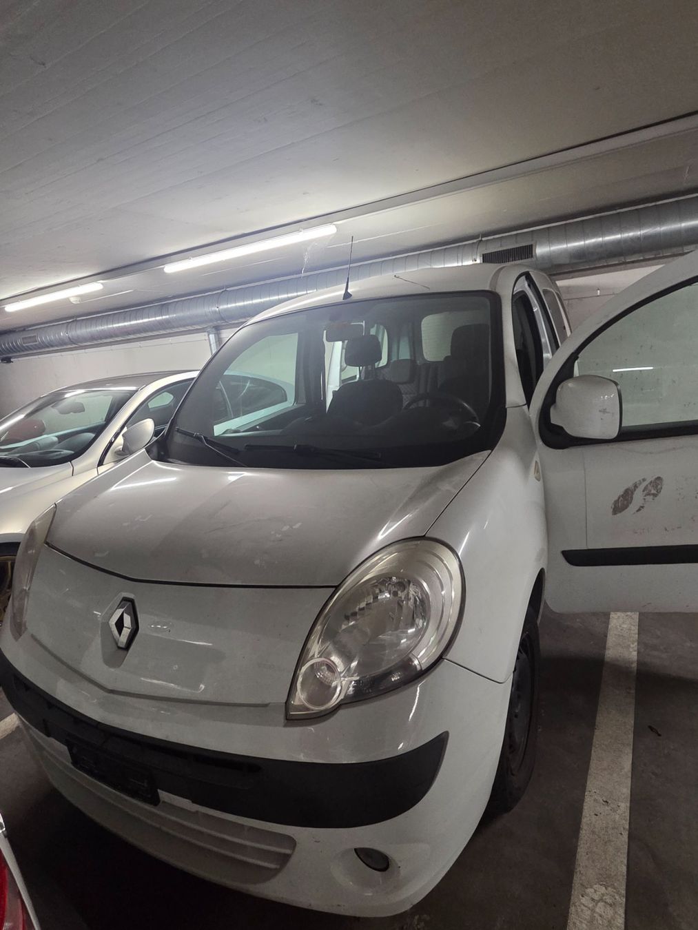 Renault Nutzfahrzeuge: Renault Kangoo – Gebraucht aus Basel von ire_h72y 2