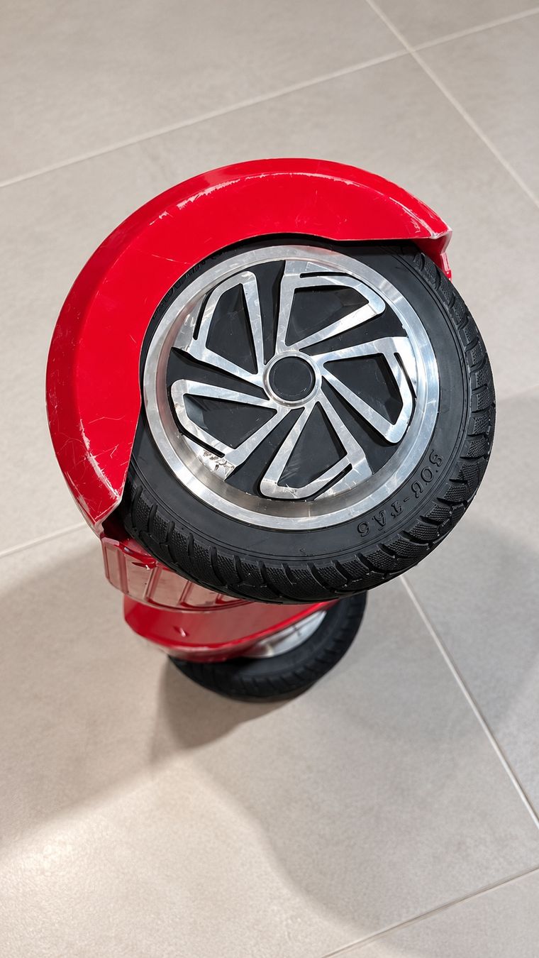 Hoverboard: Hoverboard / Self-Balancing Scooter - in rot – Usato da Gisikon venduto da Michael_Lu 3