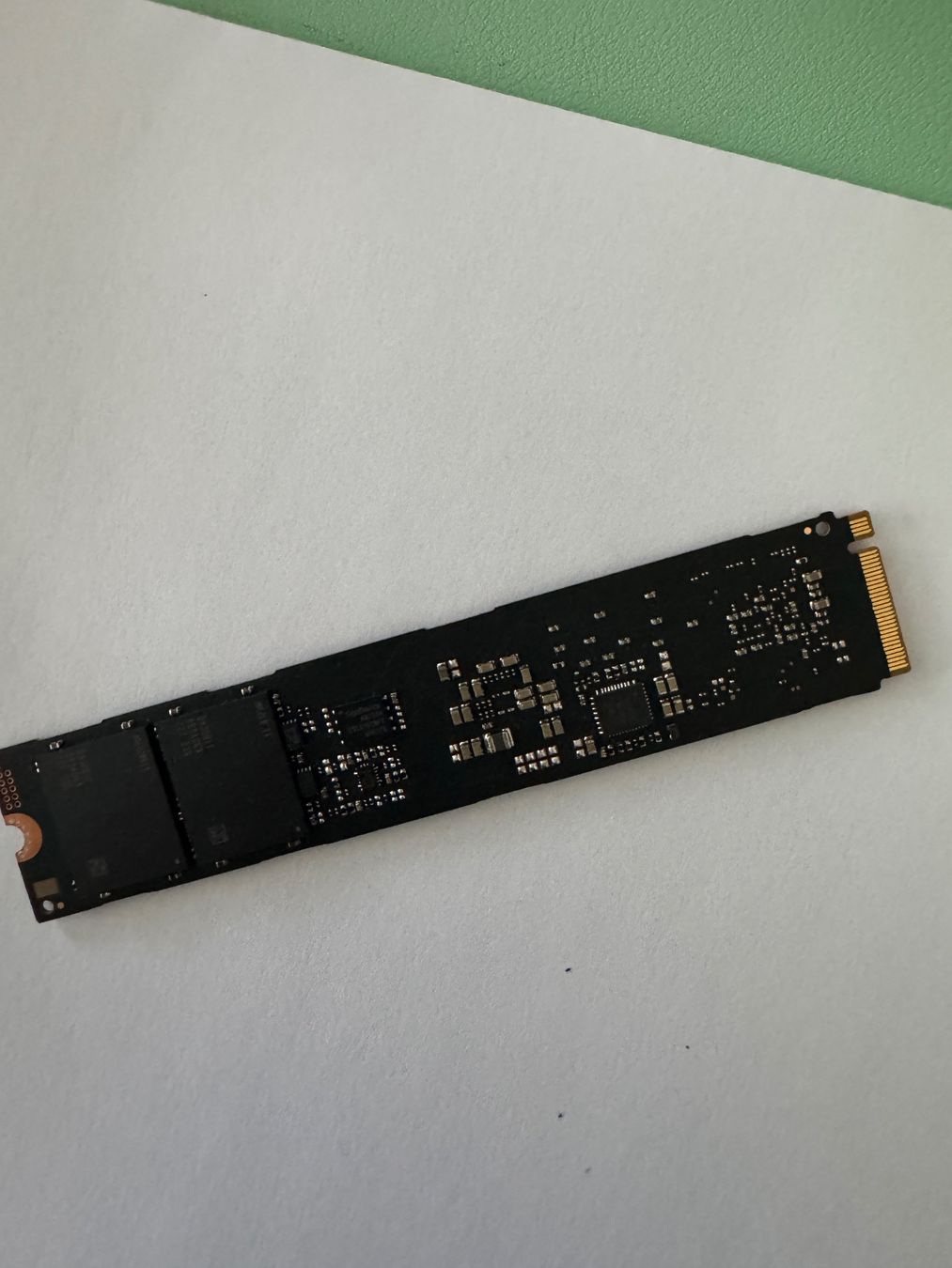 Samsung Dischi rigidi: Samsung 3.84TB M.2 Solid State Drive – Usato da Neuchâtel venduto da Bakhsh 4