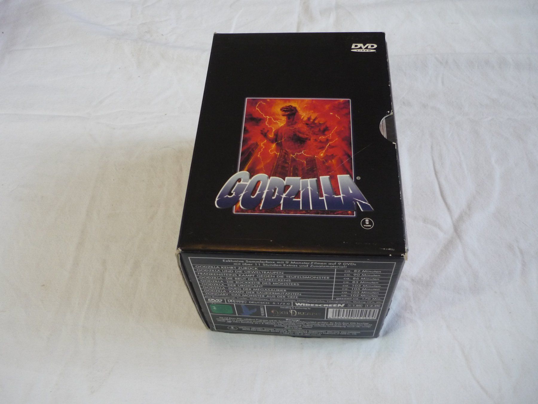 Tutti i DVDs: 9 DVD Box Rarität - Godzilla – Usato da Beringen venduto da Flatretriever 1