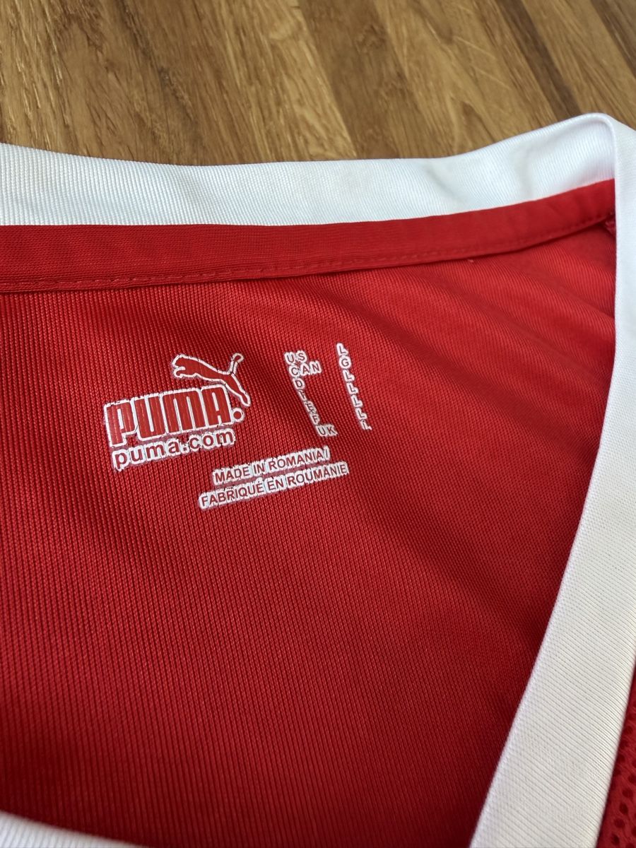 Puma Canottiere & Pantaloni: Original Schweiz 2008 Trikot L – Usato da Burgdorf venduto da Shirtsy 3