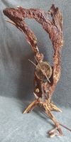 Holzlampe mit Uhr „Wächter der Zeit“