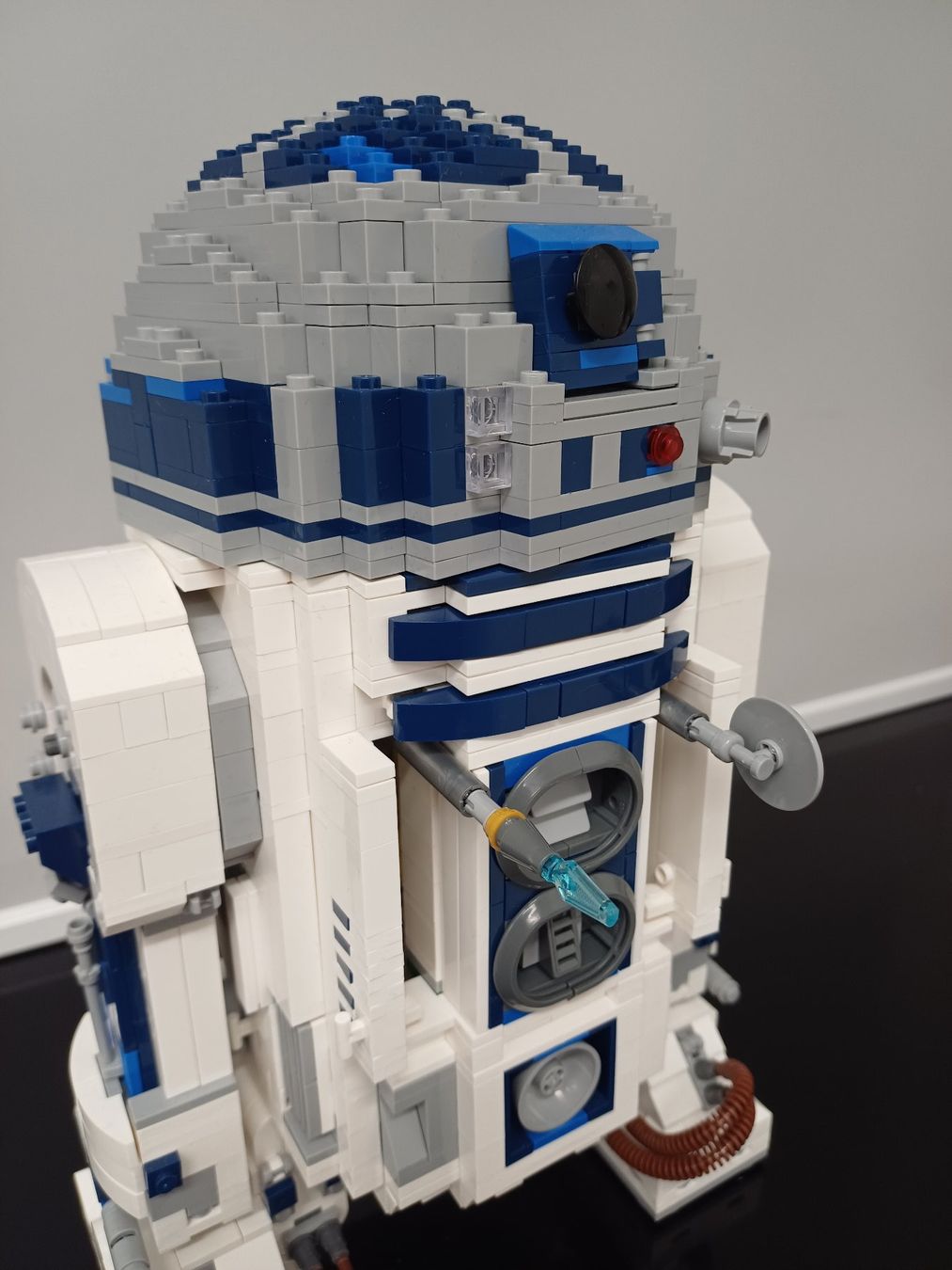 Star Wars Jeux de construction: Klemmbausteine Set R2D2 – D'occasion à Luzern par ringgibone 2