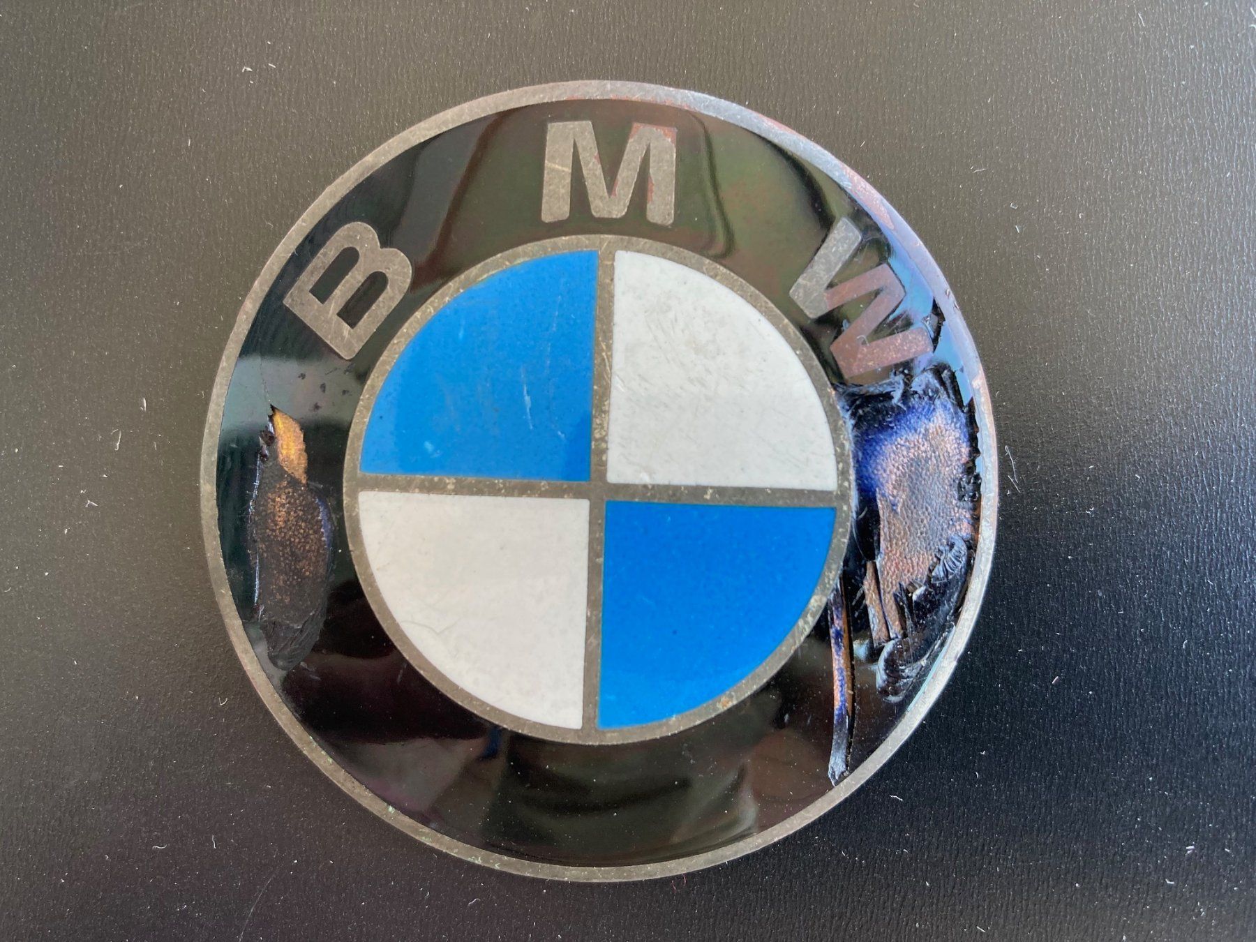 BMW Toutes les pièces détachées moto: BMW Emblem 50er Jahre – D'occasion à Dübendorf par vesparazzo