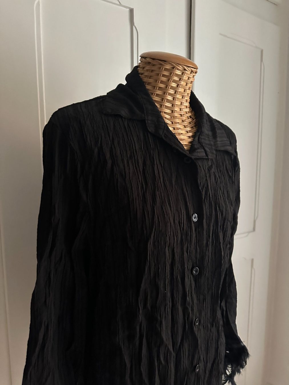 Shein Chemisiers: Bluse schwarz mit Federn S – D'occasion à Zürich par Diazaio 1