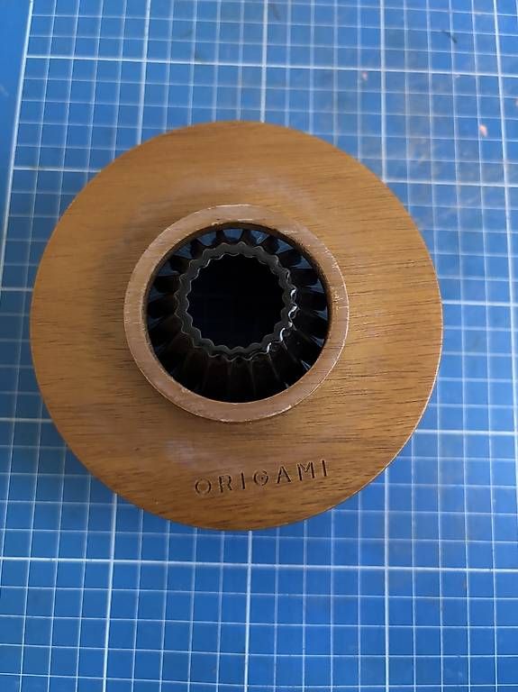 Macchine per caffè & Macchine per espresso: Origami Handfilter Dripper Set Keramik / Holz – Usato da Basel venduto da ali_8x9c 1