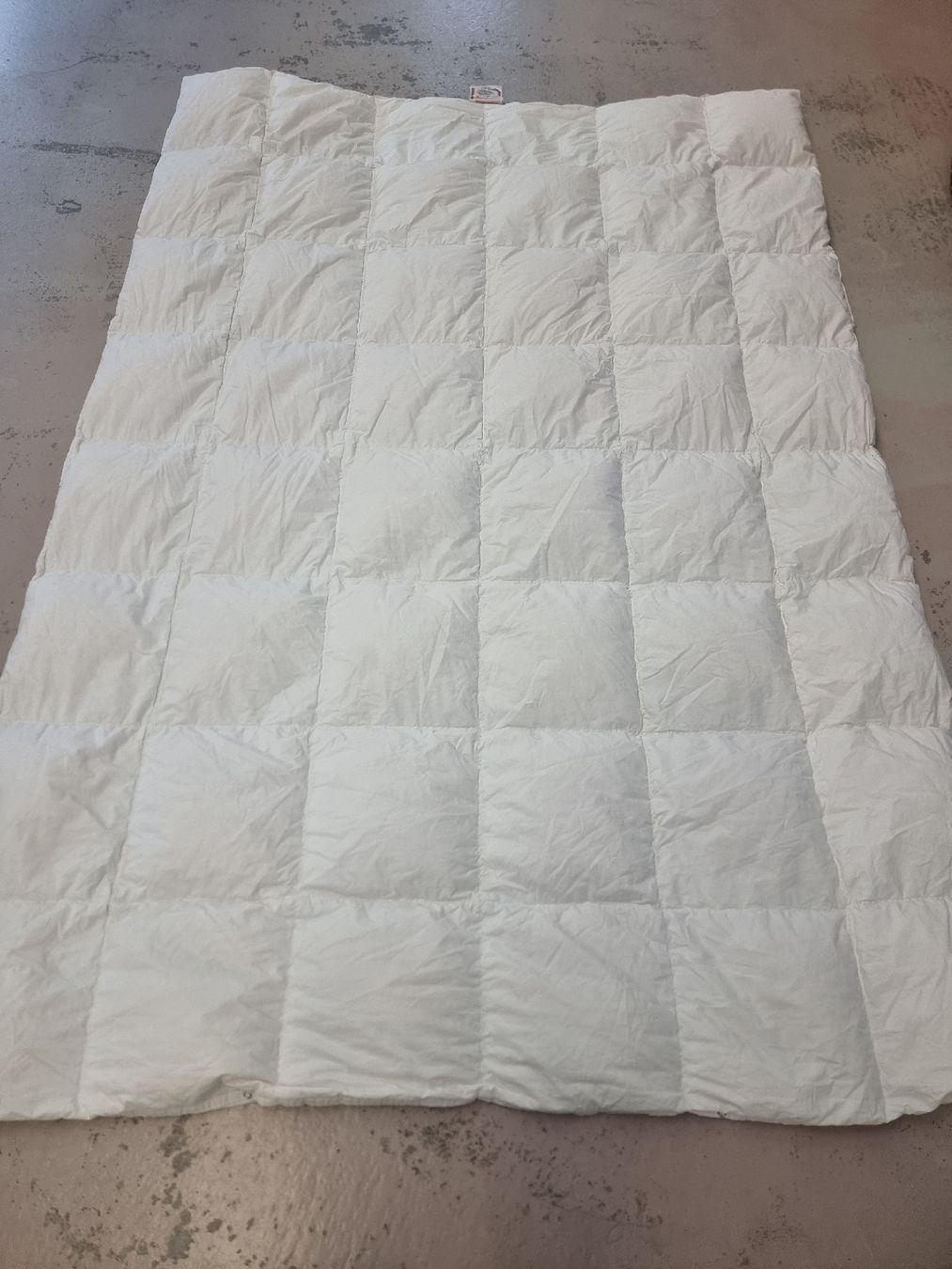Coperte: Daunendecke 160x210cm – Usato da Olten venduto da Mezopotamya