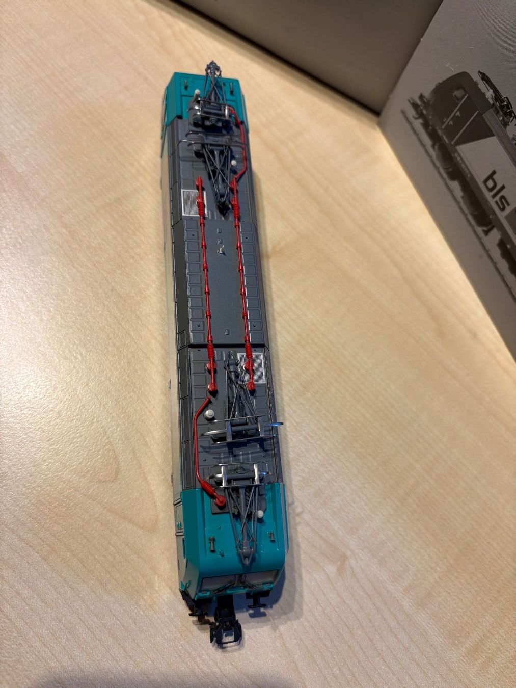 Märklin Trains électriques: Maerklin 36601 BLS 485 – Neuf avec emballage d'origine à Corcelles Payerne par Pierre66 1