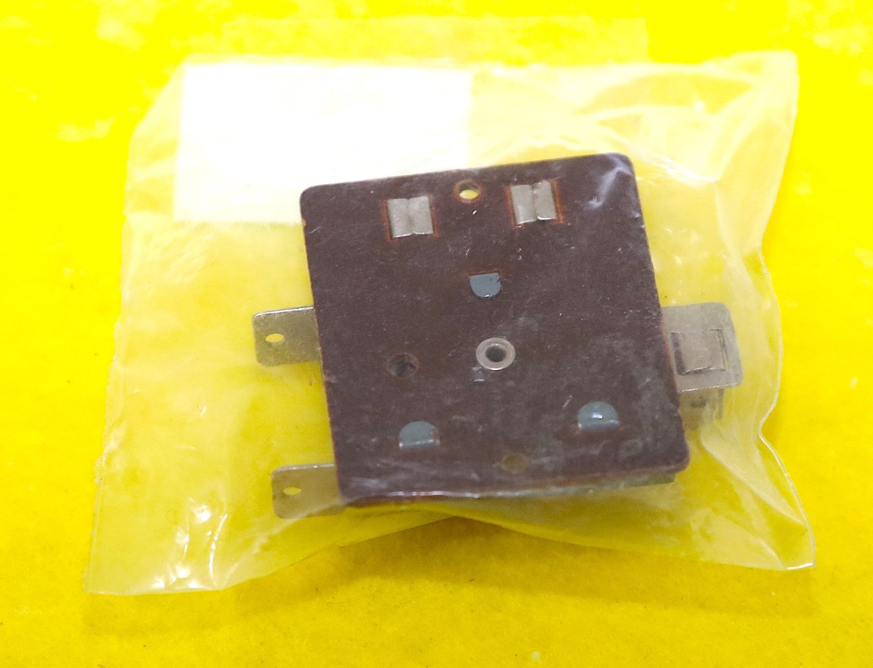 Buco Modellini di ferrovie: SCHALTPULT FLEISCHMANN SPUR 0 – Nuovo (secondo la descrizione) da Ipsach venduto da locky55 1