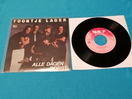 Toontje Lager – Alle Dagen Dorst