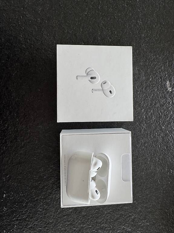 Cuffie: Apple AirPods Pro Gen2 – Usato da Auenstein venduto da Glaus2 1