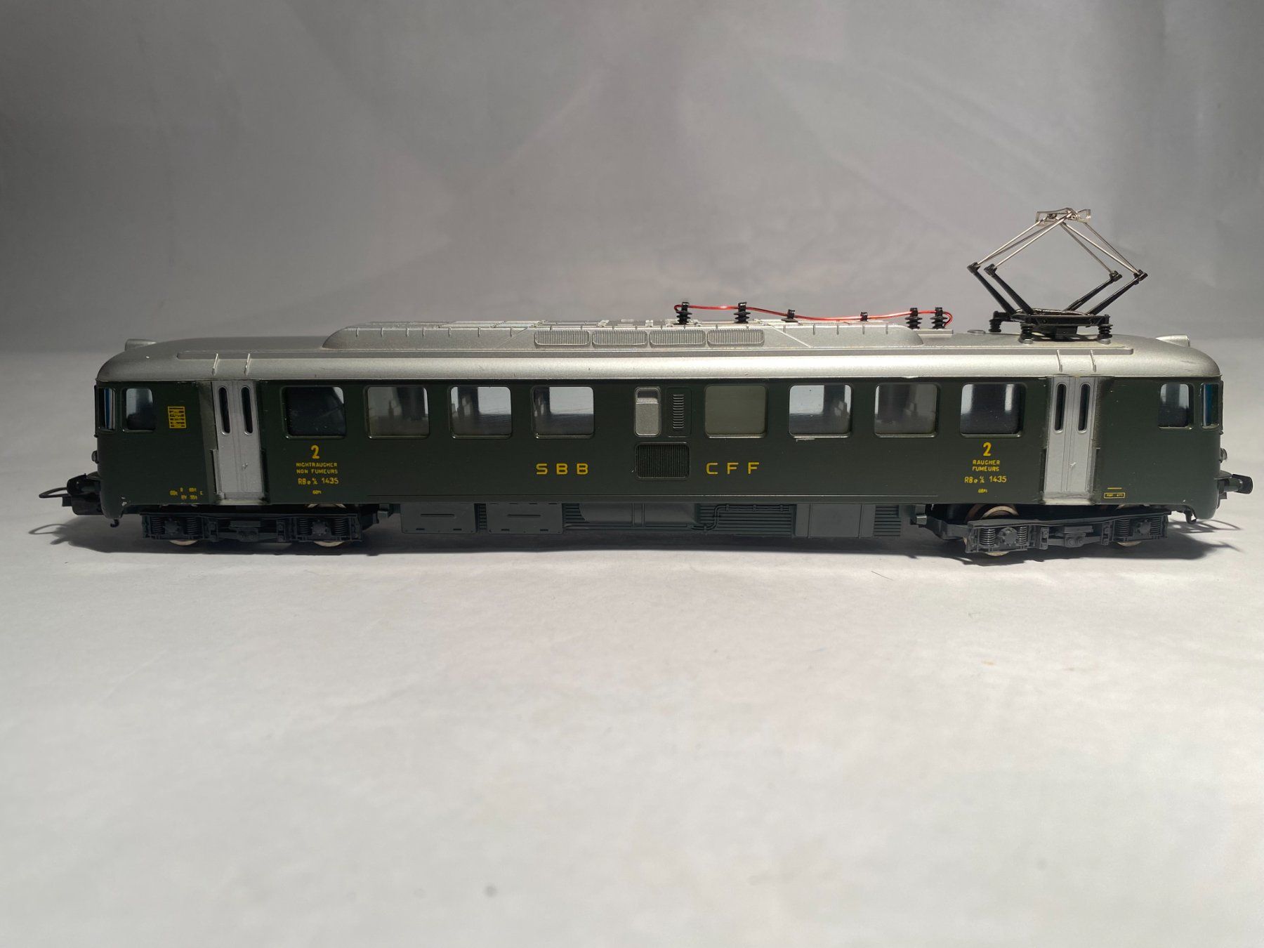 Lima Modellini di ferrovie: LIMA Triebwagen RBe 4/4 grün SBB DC analog – Usato da Buchrain venduto da Modellbahn11 1