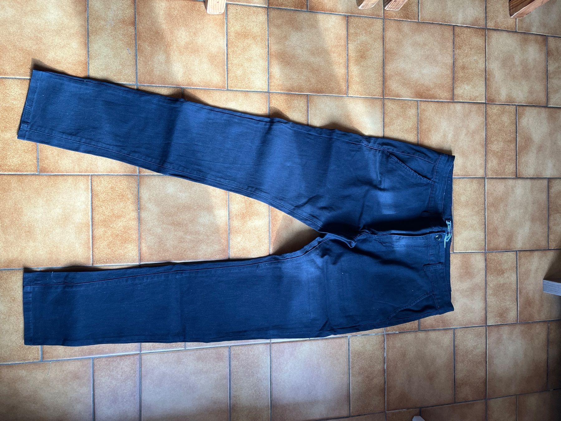 Hosen: Lot 2 pantalons Taille 48 Doryan – Gebraucht aus Veyrier von kimedovapa 3