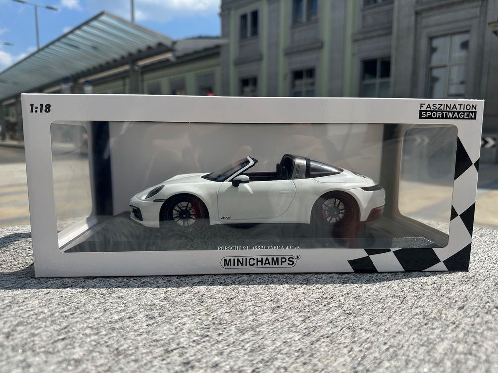 Minichamps 1:18 Porsche 911 992 Targa 4 GTS SPIDER 2021 (Neu (gemäss ...