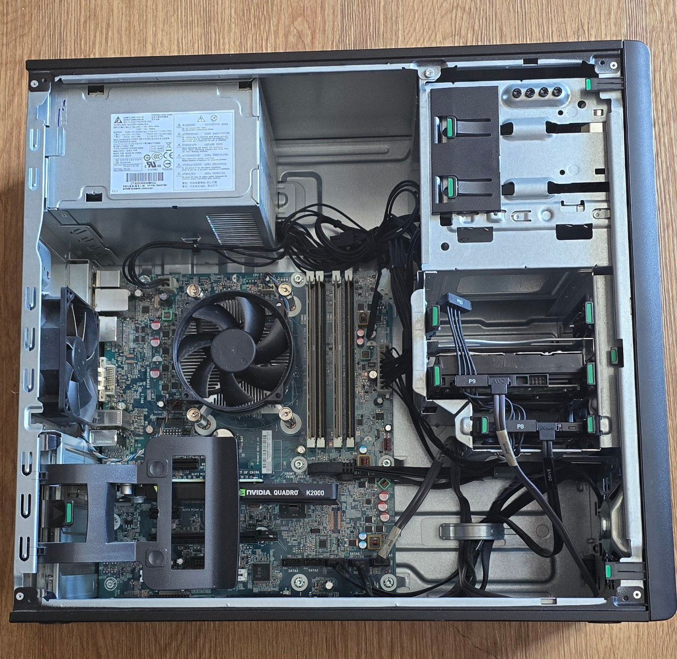 Hewlett Packard PC: HP Z230 Tower Workstation – Usato da Lyss venduto da Mixbox 2