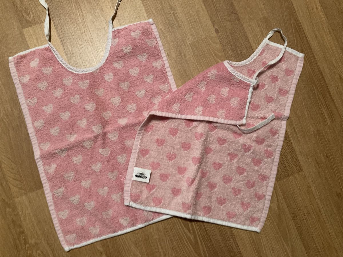 Repas pour bébés: Kinder Latzen 2 Stk. – D'occasion à Emmenbrücke par JJ_89