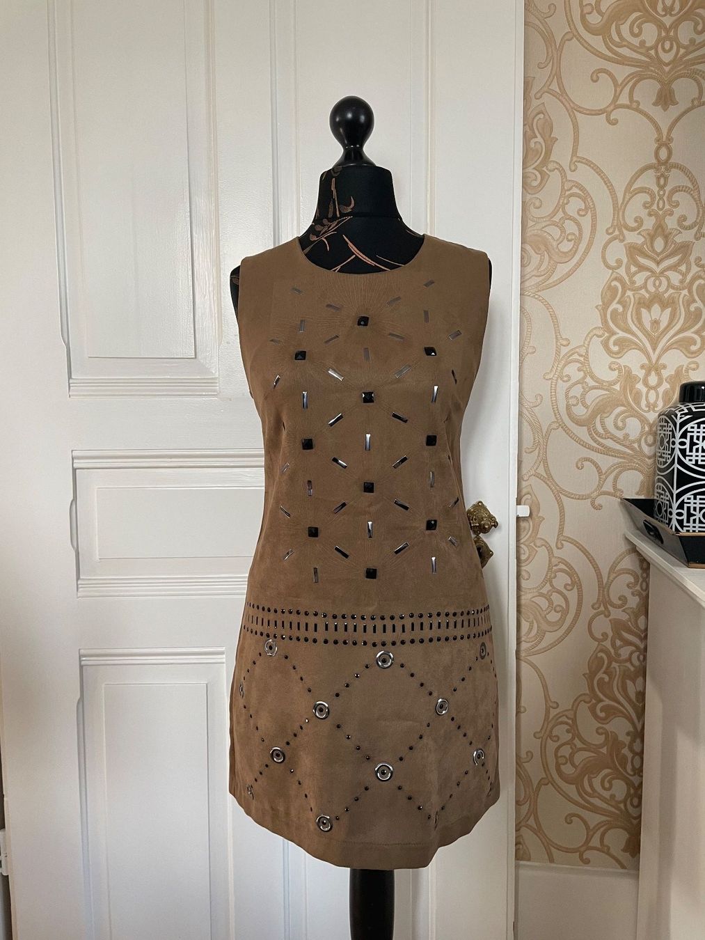 Robes: Lederkleid von Rinascimento Gr. S – Neuf (Voir description) à Frenkendorf par klourenco 1