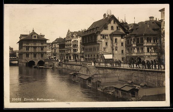 Cartoline postali: AK Zürich, Rathausquai – Usato da Berlin venduto da bartko-reher